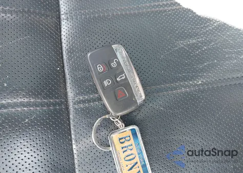 2016 Land Rover Range Rover 3.0L V6 Turbocharged Diesel Hse Td6 from USA, damaged, VIN SALGS2KF4GA261005